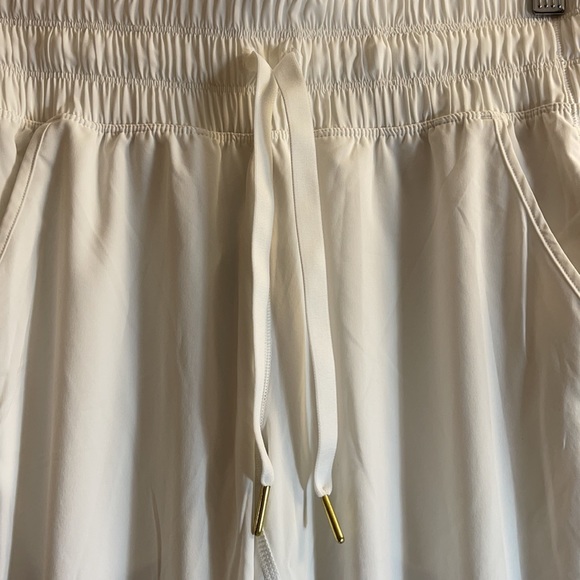 Lululemon Tearaway Pant - Picture 8 of 9